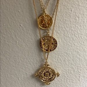 Triple coin layering necklace